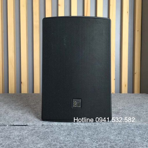 BS-1030B loa treo tường TOA màu đen