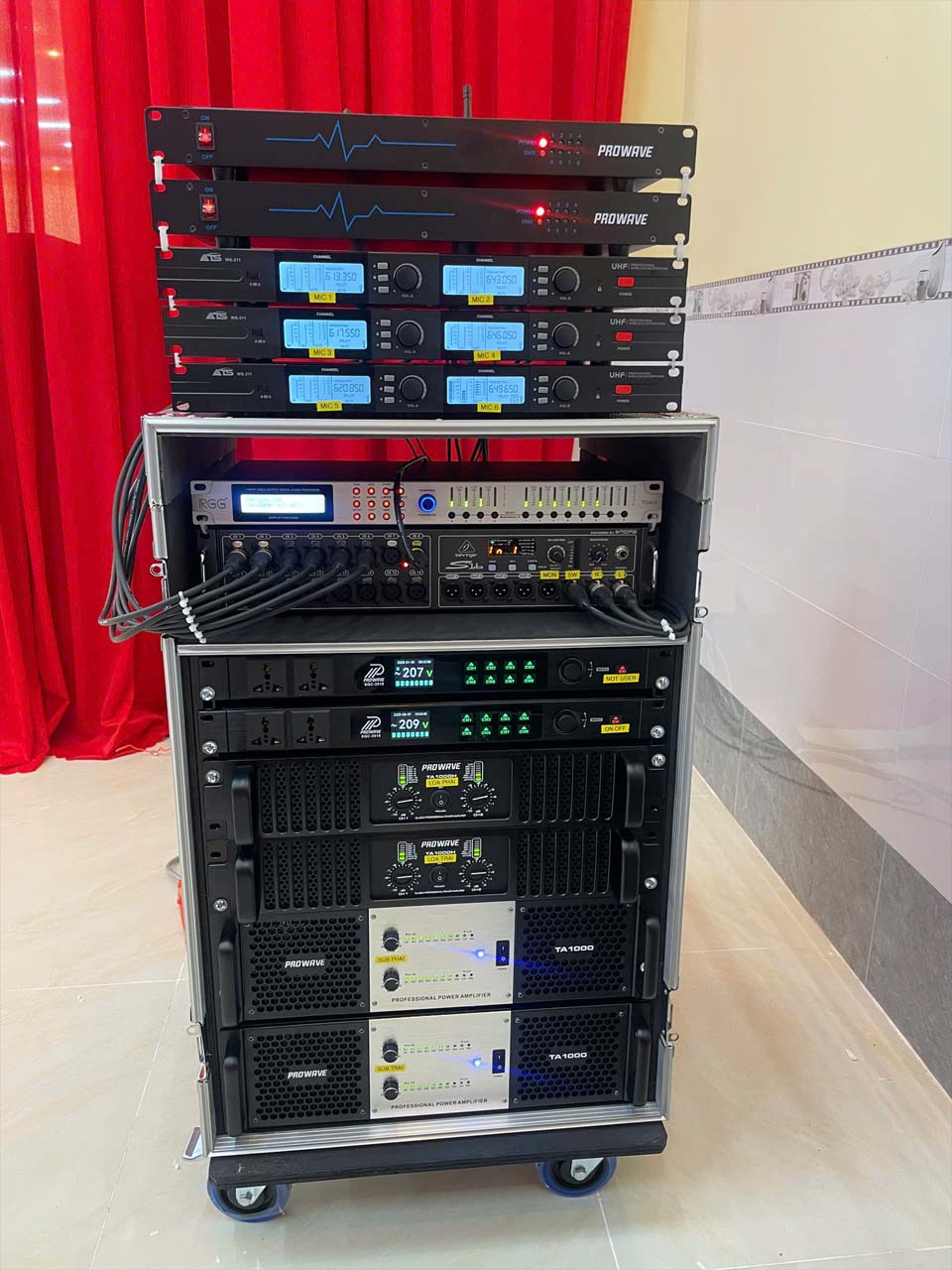 Ưu điểm của tủ rack âm thanh chuyên nghiệp